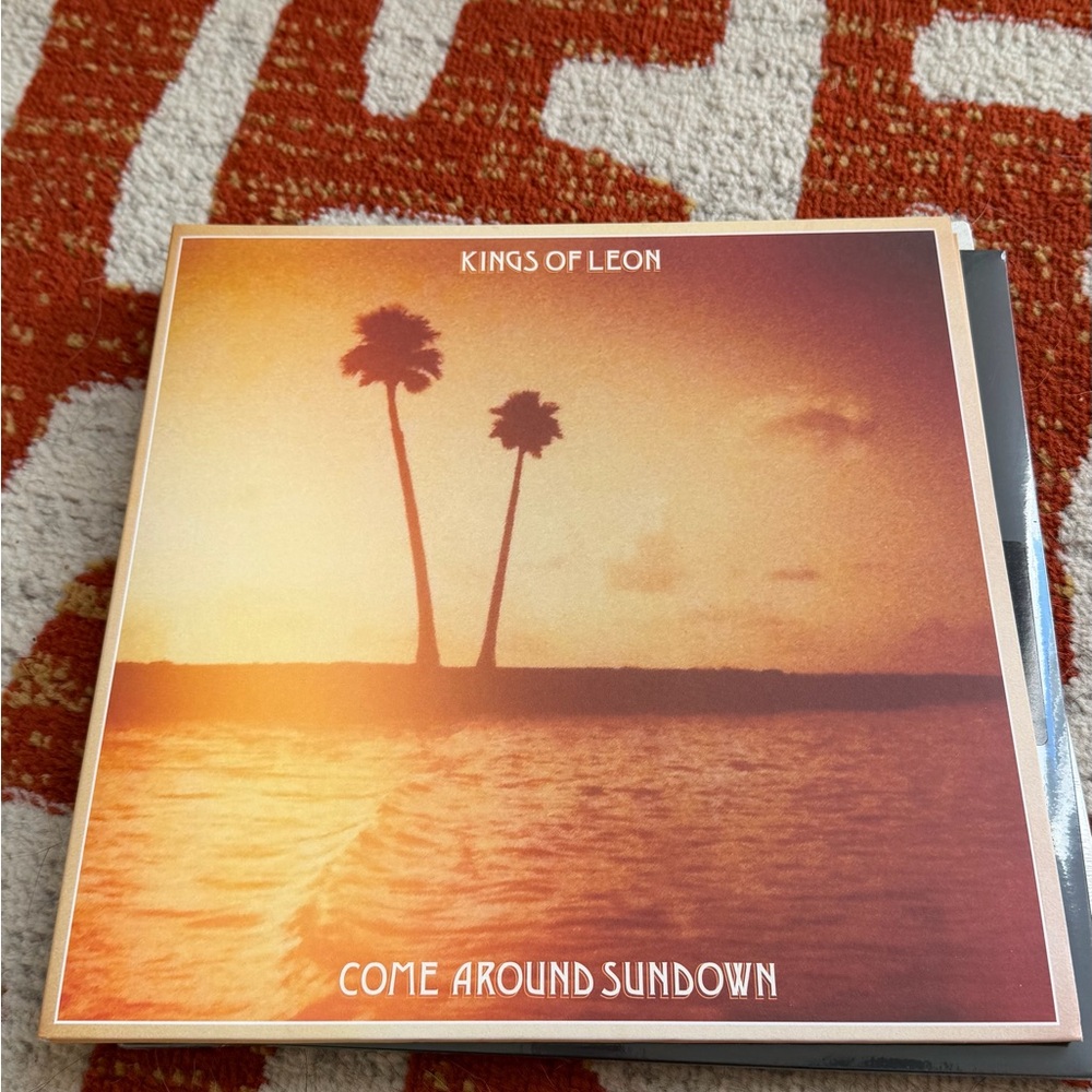 Kings of Leon Come Around Sundown vinyl